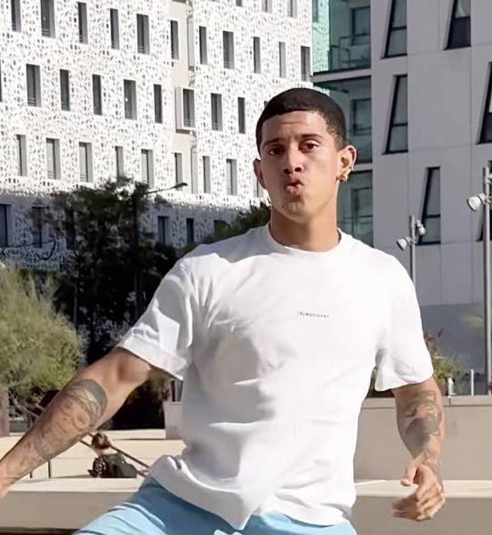COURS DE DANSE STREET JAZZ - COMMERCIAL DANCE SUR MARSEILLE 13002